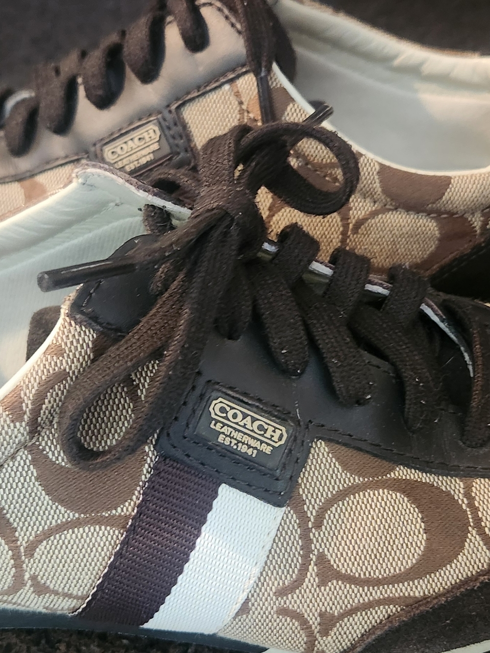 Coach Women's Brown and Cream Signature Logo Sneakers